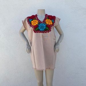 MEXICAN EMBROIDERED BLOUSE IN TAN